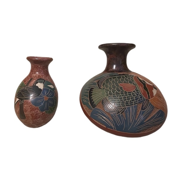 Pair Hand Sculpted Pottery Fish And Bird Vase Hand Tooled - Picture 2 of 15